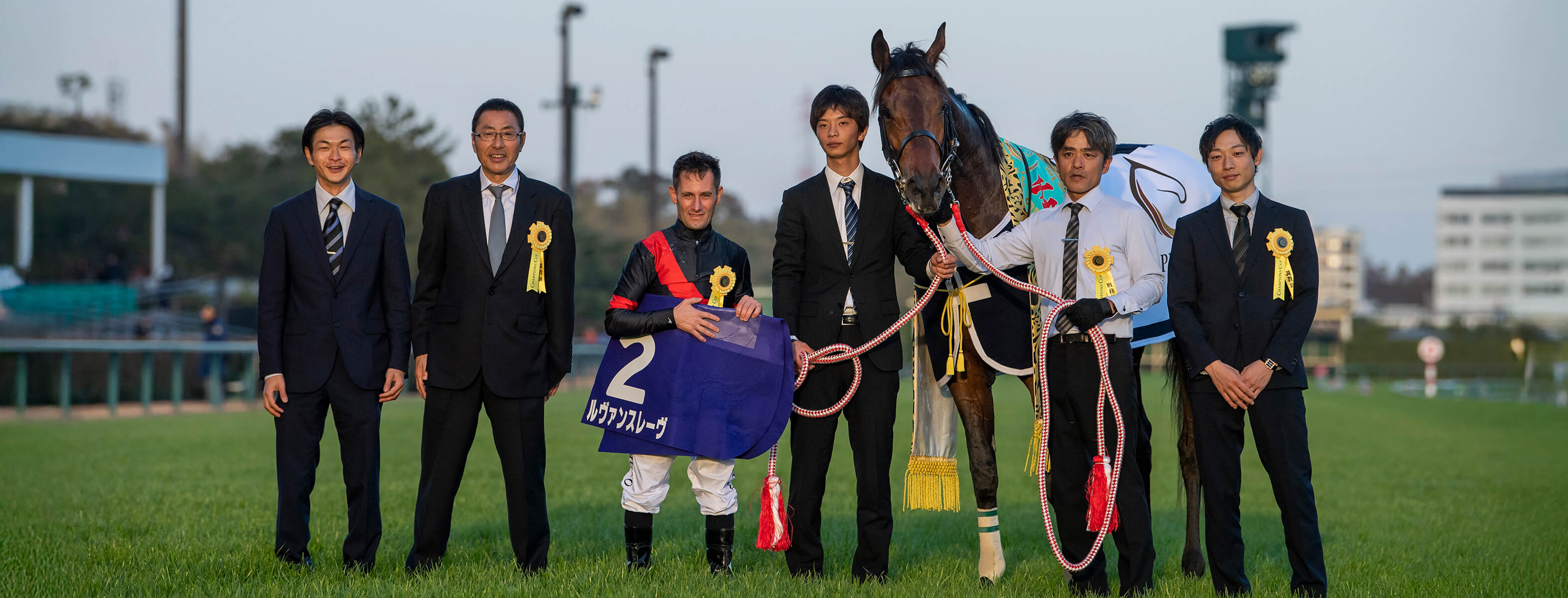 レース観戦や記念写真での特別な時間